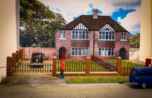 OO Gauge Garden and commercial walling