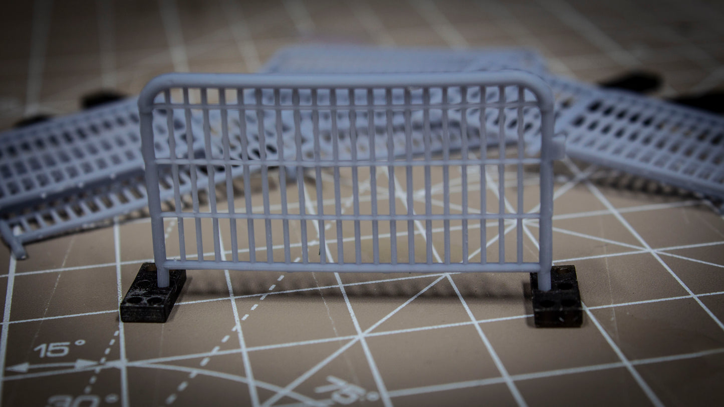 OO Gauge Steel Mesh Security Fencing (Heras) 10pk