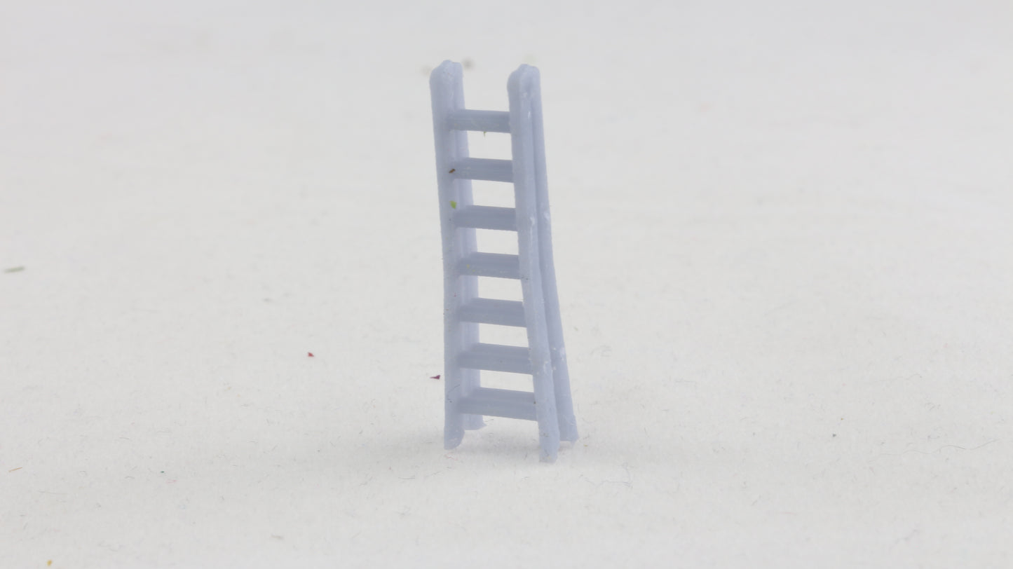 OO Gauge Folding Step Ladders (Pack Of 3)