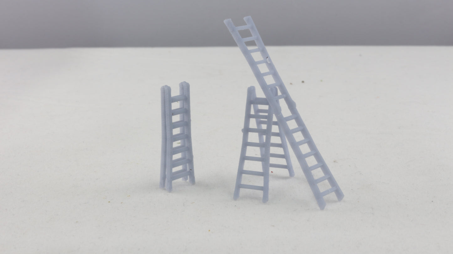 OO Gauge Folding Step Ladders (Pack Of 3)