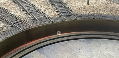 OO Gauge Turntable Surrounds, Two types